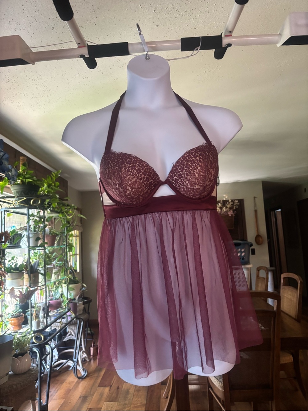 Victoria’s Secret Women’s Sheer Lace Halter Babydoll Nightdress in Wine 32DD